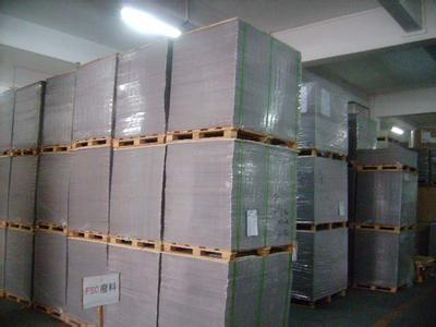 東莞灰板紙廠家的灰紙板的表面加工技術